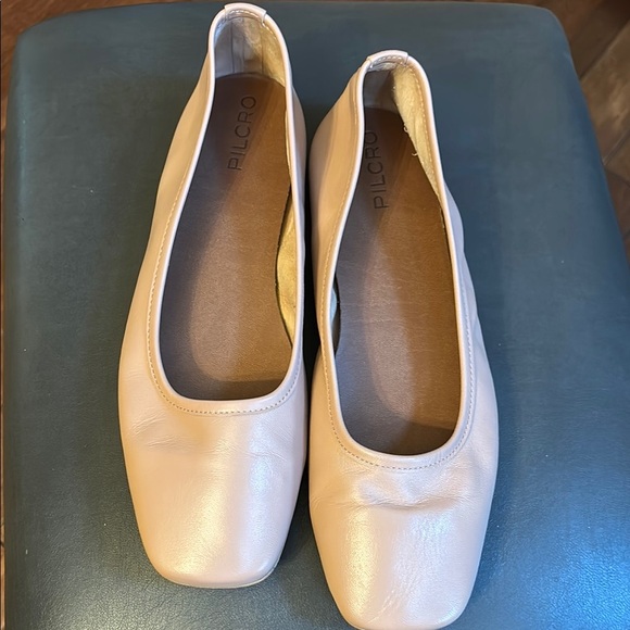 Pilcro Women's Cream Ballet Flats sz 40 - Picture 1 of 7